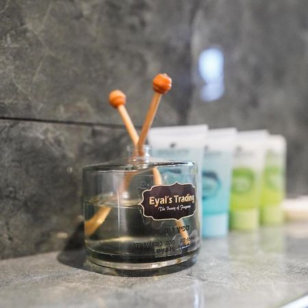 אילבן Eleven Spa Suites Jerozolima Zewnętrze zdjęcie