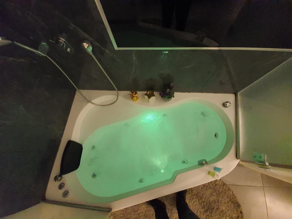 אילבן Eleven Spa Suites Jerozolima Zewnętrze zdjęcie