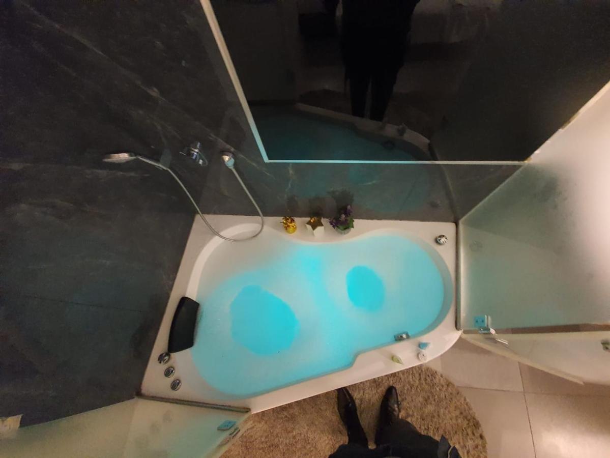 אילבן Eleven Spa Suites Jerozolima Zewnętrze zdjęcie