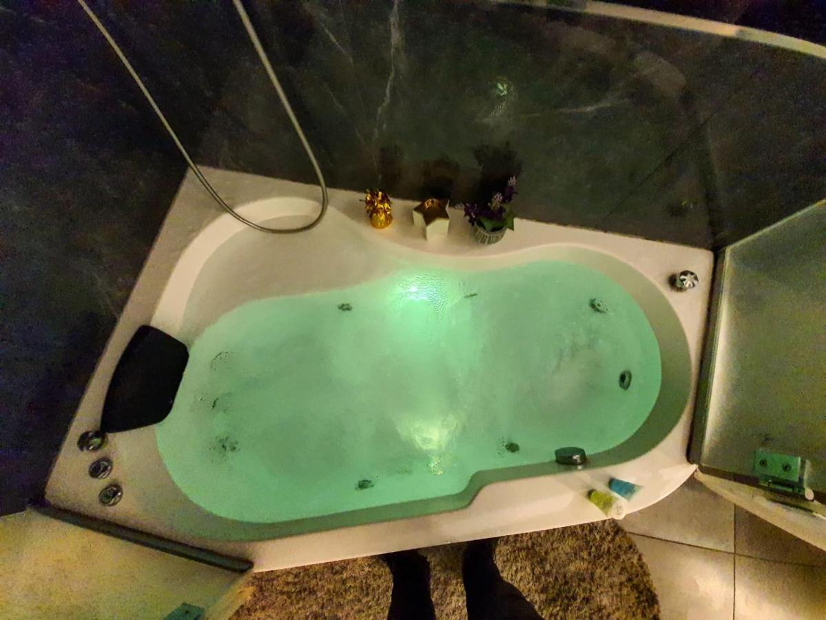 אילבן Eleven Spa Suites Jerozolima Zewnętrze zdjęcie