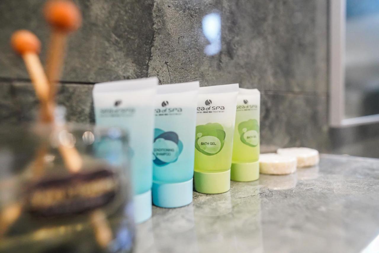 אילבן Eleven Spa Suites Jerozolima Zewnętrze zdjęcie